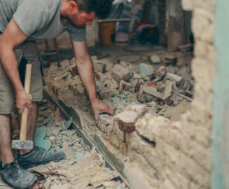 6683 شركة تكسير وترميم الجدران بجدة